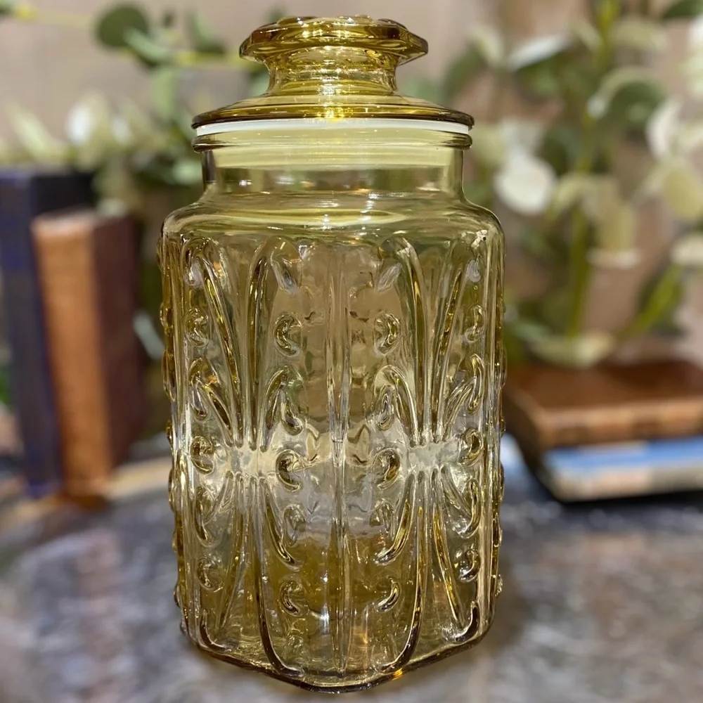 Vintage LE Smith Amber Large Canister Imperial Atterbury Scroll